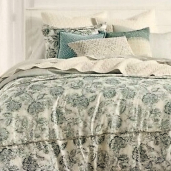 Lucky Brand Bedding Lucky Brand Fullqueen 3piece Duvet Set Floral Batik Greenwhite Poshmark